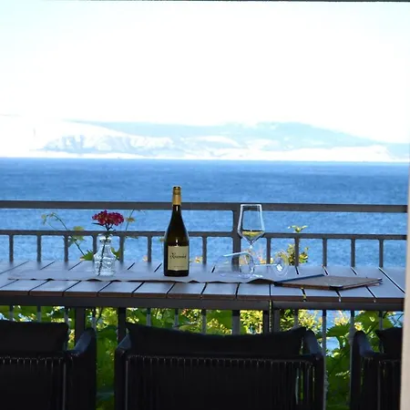 Neu - Vinomare - Neu Appartement Krmpote-Vodice