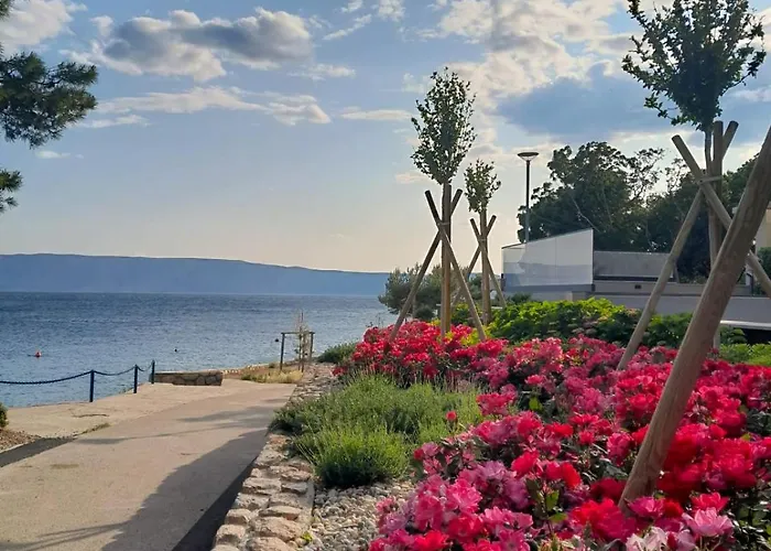 Neu - Vinomare - Neu Krmpote-Vodice